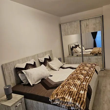 2 Διαμέρισμα Κραϊόβα